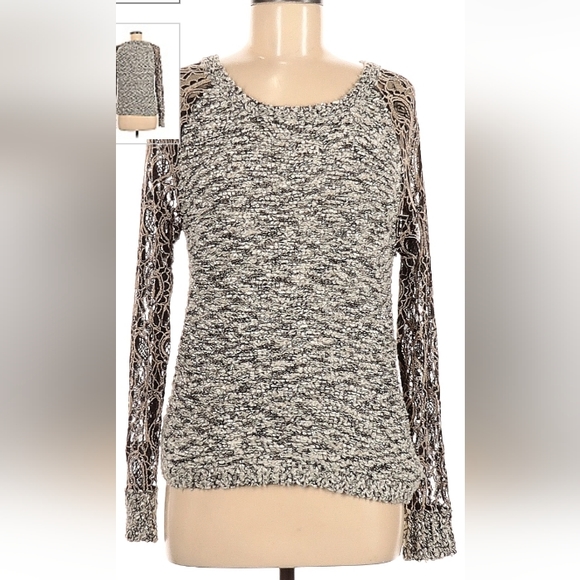 BKE Buckle Long, Sheer Woven Sleeve Sweater. Medium but runs small. New w/o tags - Picture 3 of 3